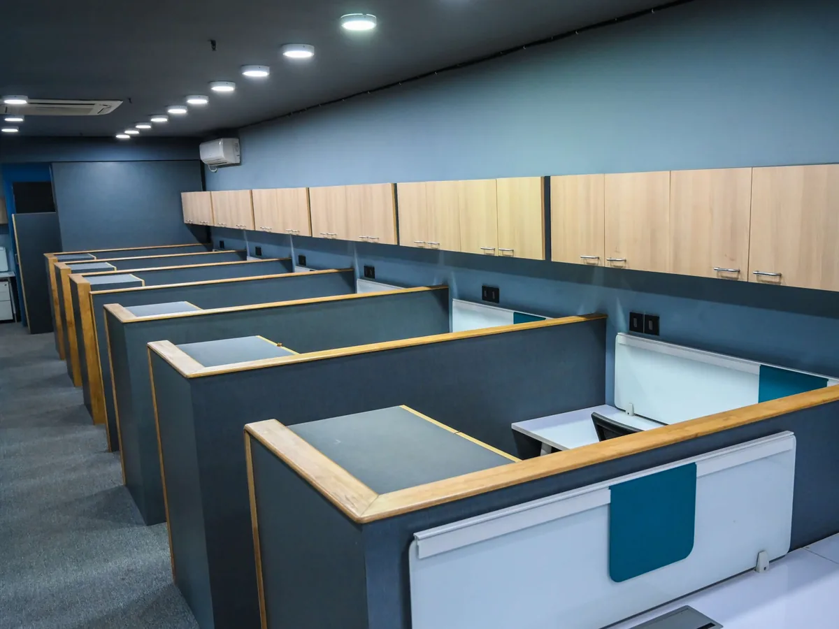 Custom Solutions workspace solution at StarCoworking